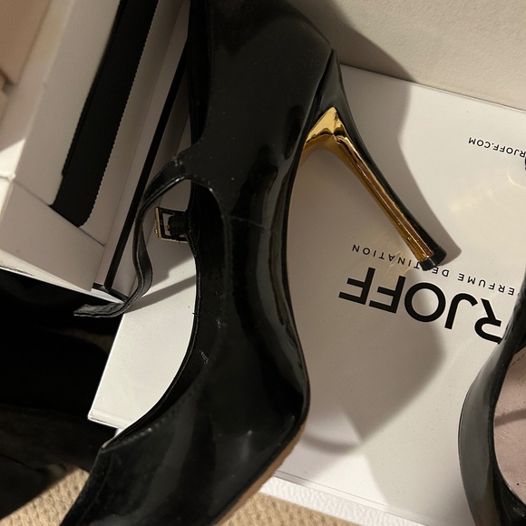 Vince Camuto pump - Picture 2 of 4